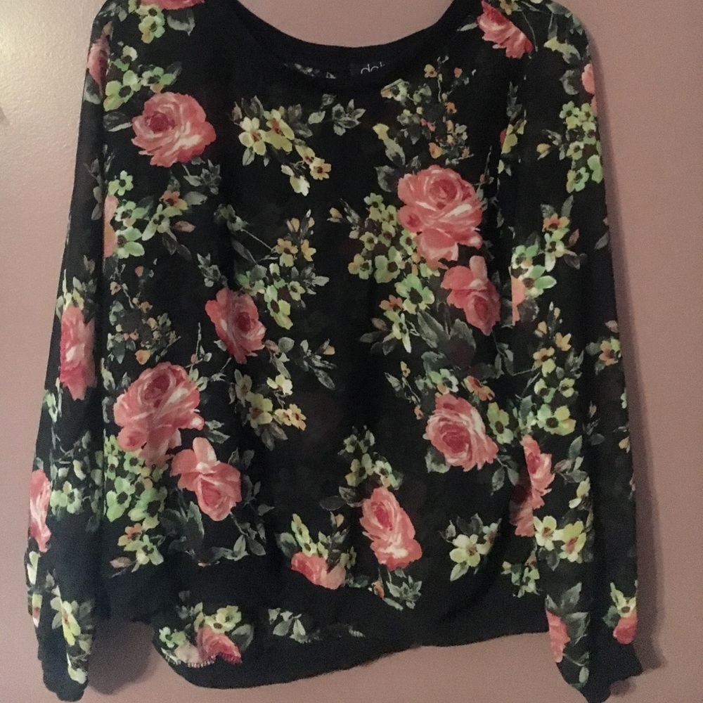Black long sleeved shirt